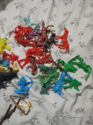 Set di soldatini in plastica giocattolo