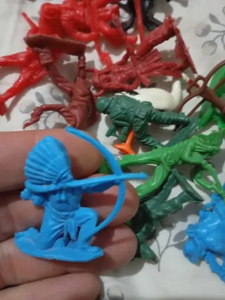 Set di soldatini in plastica giocattolo