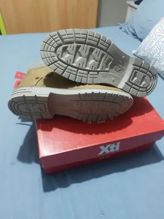 Botas de hombre color beige/marrón