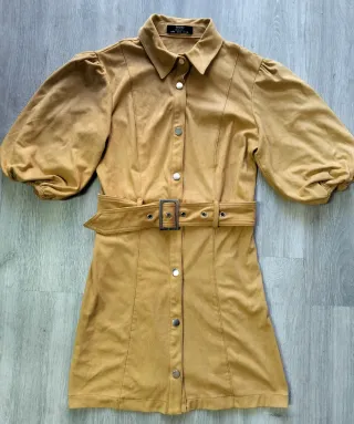 Vestido Bershka marrón cinturón S