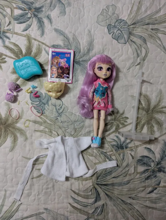 Muñeca Fail Fix Completa Accesorios