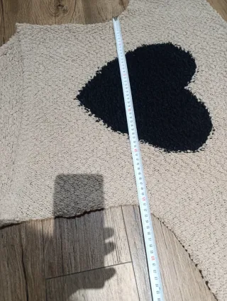 Jersey Beige Corazón Negro Talla Única