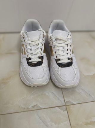 Scarpe Guess Bianche e Oro