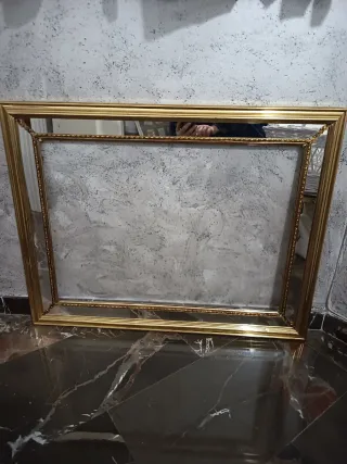 Marco veneziano dorato 87x68 cm con cristallo