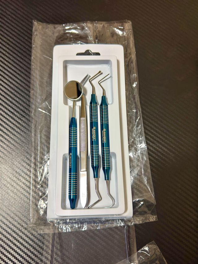 Kit Limpieza Dental 4 Piezas (Nuevo)
