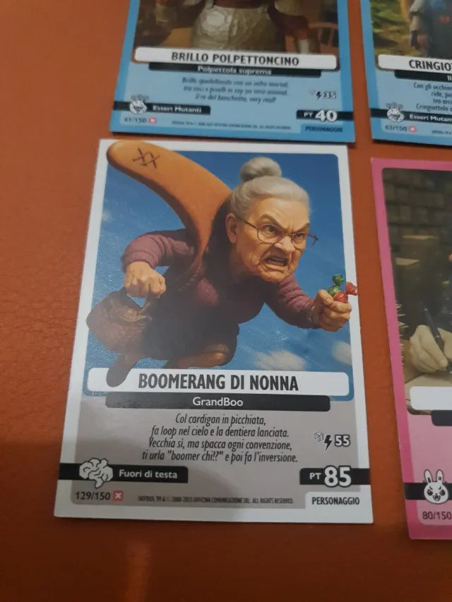 Coleta de Cartas de Personagens de Desenhos Animados