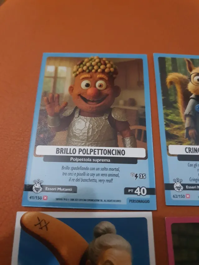 Coleta de Cartas de Personagens de Desenhos Animados