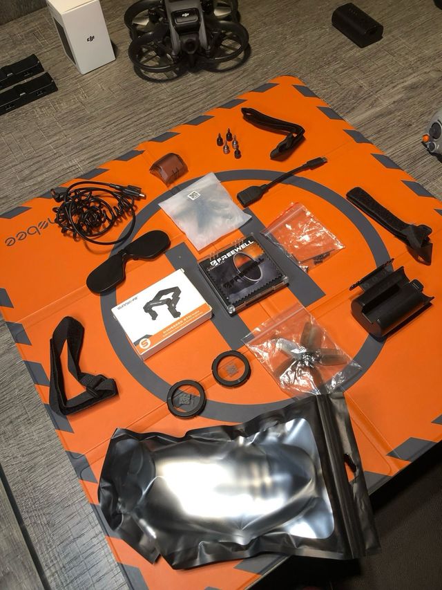 À venda: DJI Avata 1 pack profissional com 6 baterias