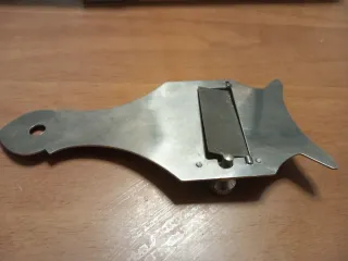 Taglia tartufi in metallo