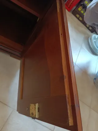 Mueble recibidor de madera