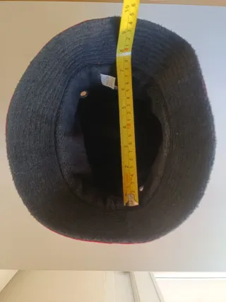 Cappello rosso, Guru Gang