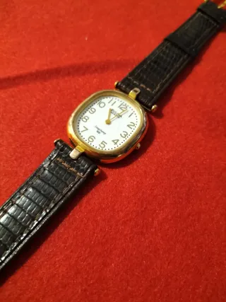 Orologio Bulova Vintage Rettangolare Stondato