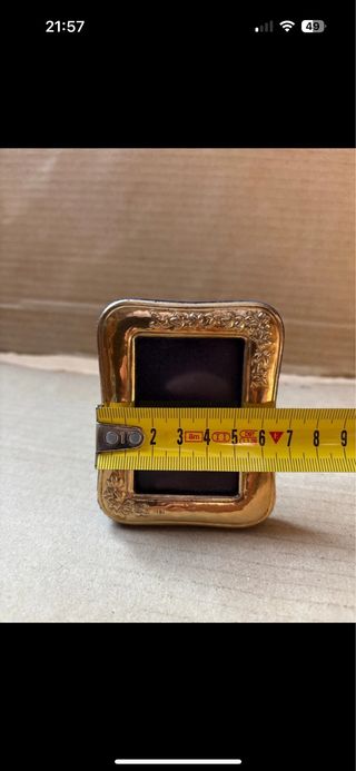 Cornice vintage argento