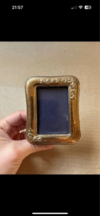 Cornice vintage argento