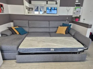 Divano 3 posti con chaise longue grigio