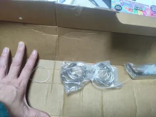 Barra de cortina de metal plateada