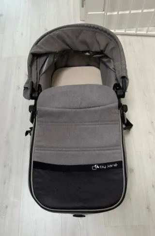 Conjunto Jane Muum + Isofix + Accesorios