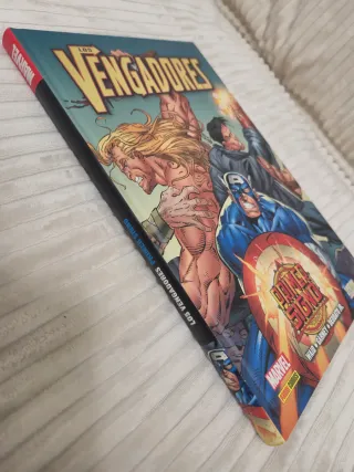100 % marvel hc atemporales los vengadores. pri...
