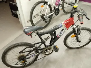Bicicleta infantil montaña