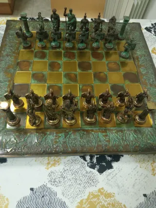 ajedrez de bronce