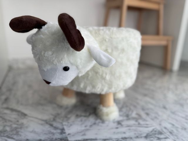 Taburete infantil borreguito Montessori