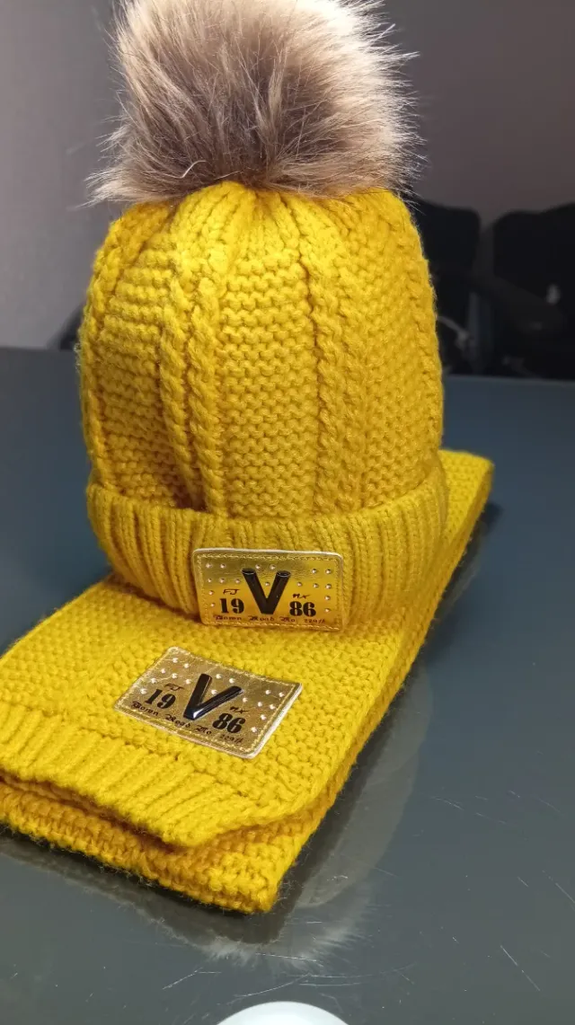 Conjunto gorro y bufanda infantil