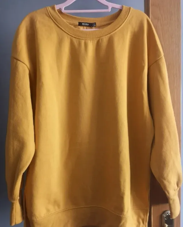Sudadera Bershka Mostaza Talla L