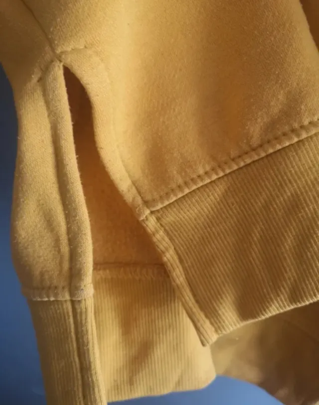 Sudadera Bershka Mostaza Talla L