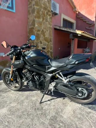 Honda CB650R Negra mate