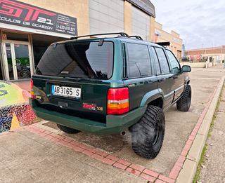 Jeep Grand Cherokee V8