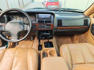 Jeep Grand Cherokee V8