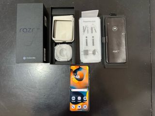 Motorola Razr Nero Multicolore