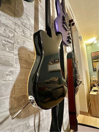 Duesenberg Paloma Custom Roja