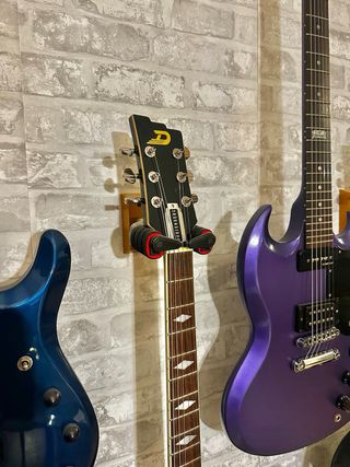 Duesenberg Paloma Custom Roja