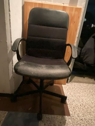 Silla de oficina giratoria IKEA negra