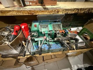 se vende taller completo de zapatería