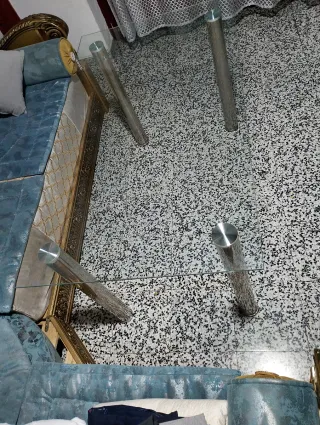 Mesa de centro cristal y metal gris