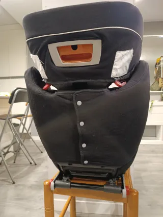 Silla coche marca Cybex sistema Isofix