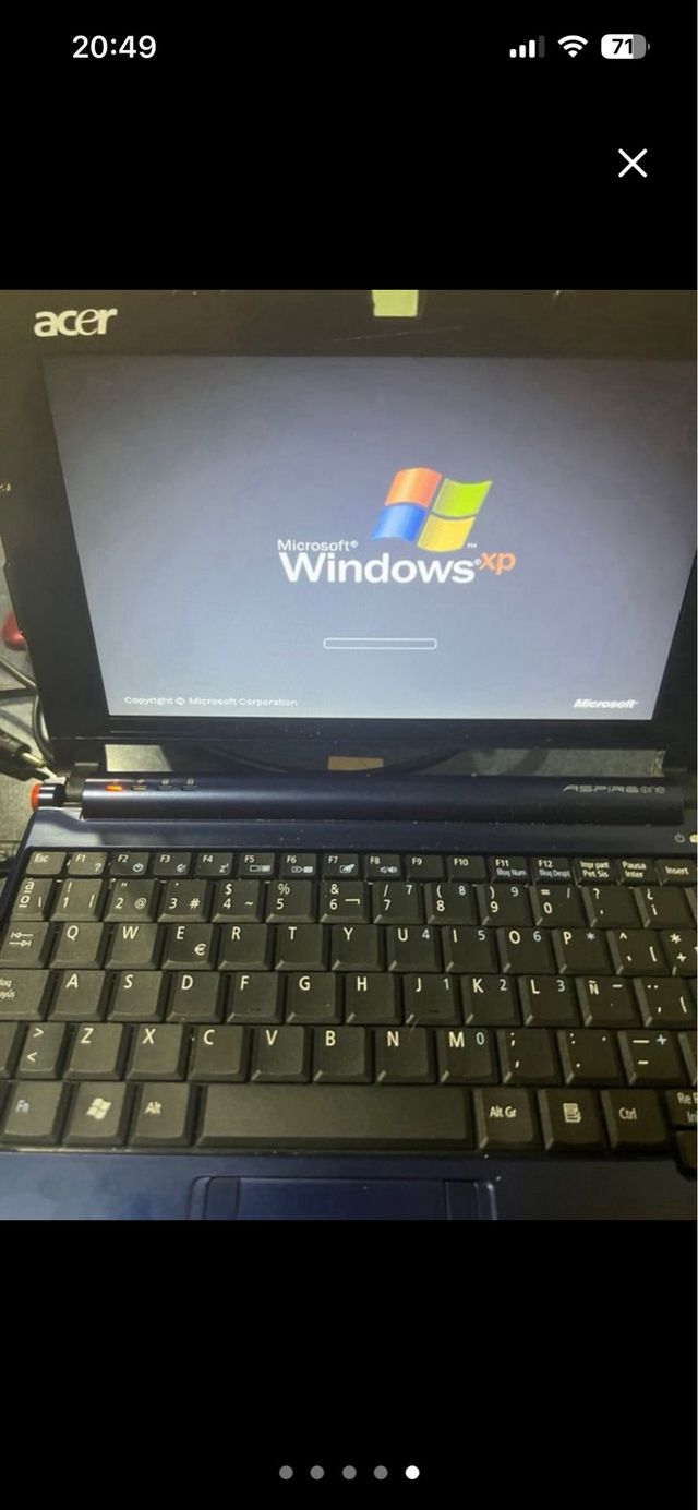 Acer Aspire One Azul con Adornos