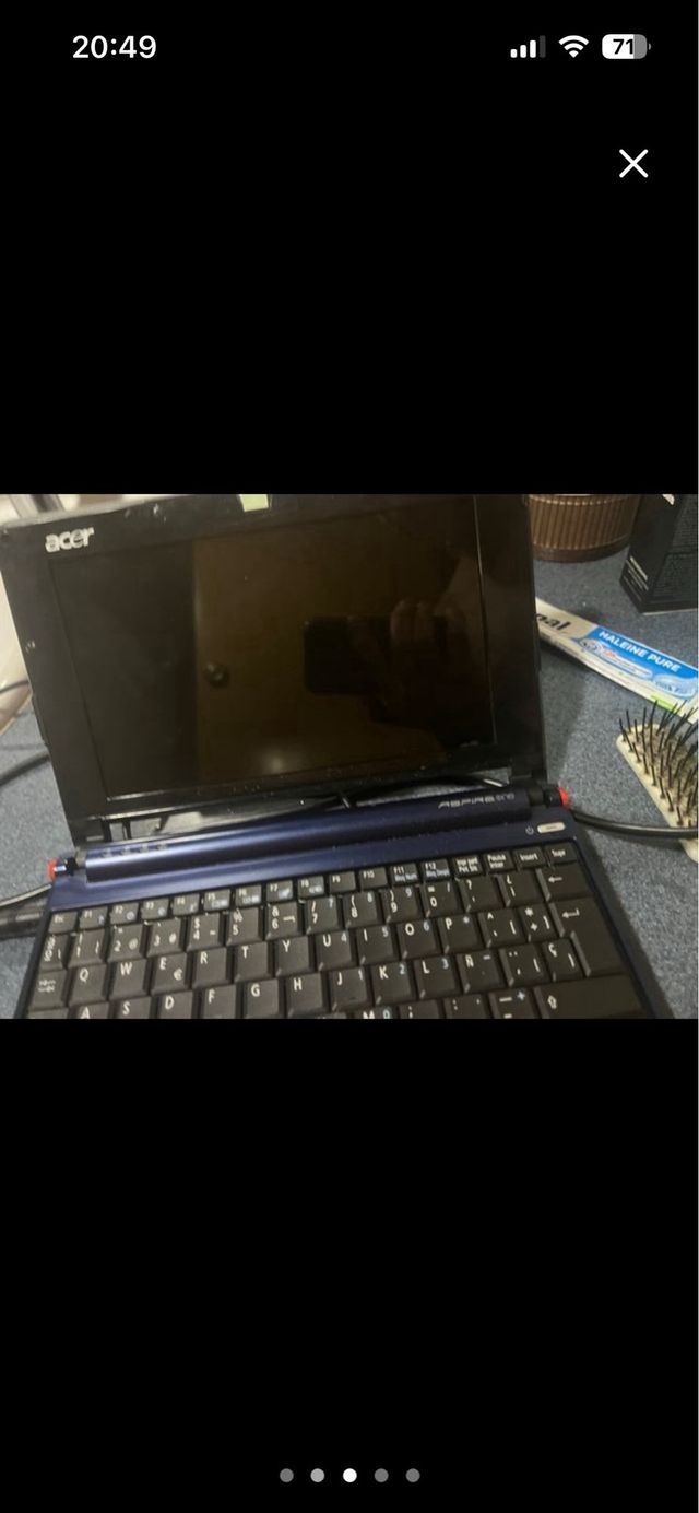 Acer Aspire One Azul con Adornos