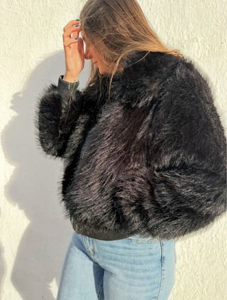 Chaqueta pelo negra talla L