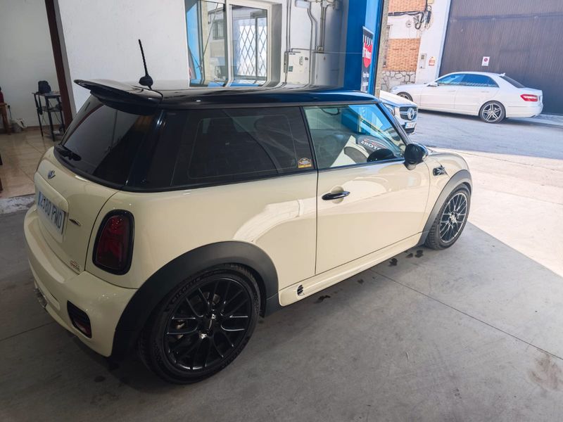 MINI Countryman 2007, foto 5