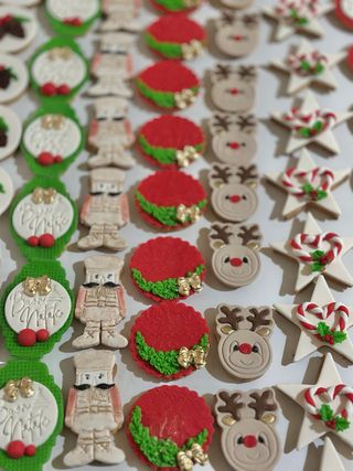 Biscotti Decorati Natalizi Fatti a Mano