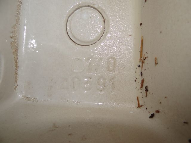 Lavabo cerámica ROCA D170 20591 21 ABR. 1999 879