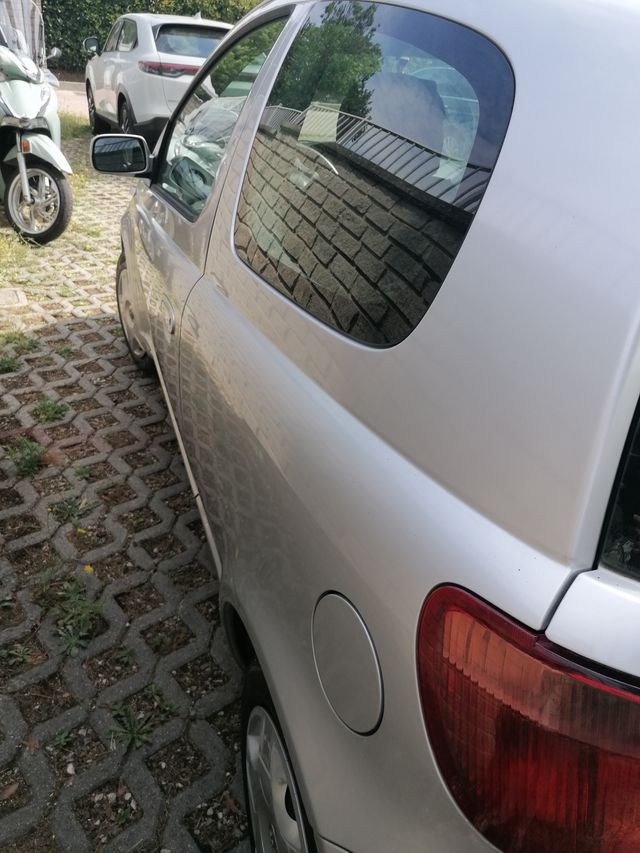 Toyota Yaris Expo clima 2005