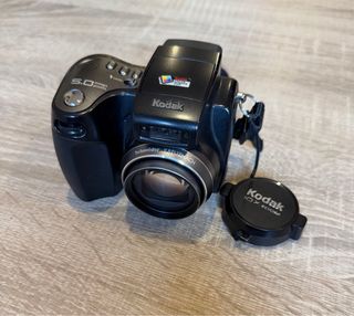 Kodak Easyshare Z7590 5.0 MP Cámara Digital