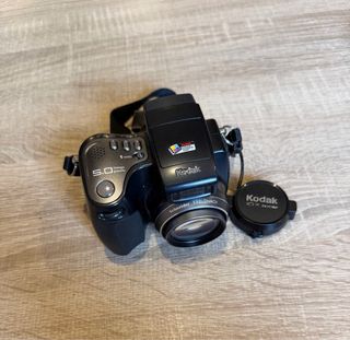 Kodak Easyshare Z7590 5.0 MP Cámara Digital