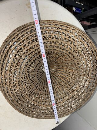 Nasa de pesca vintage de mimbre