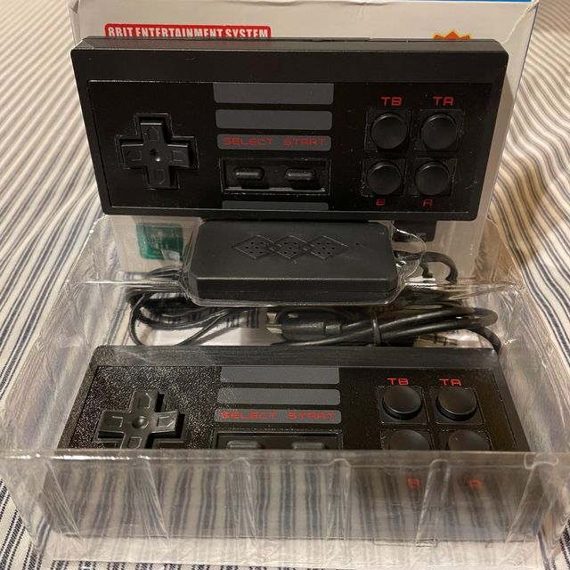 Consola Tipo Nintendo NES Negra
