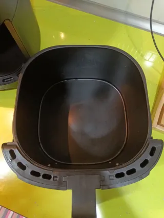 Freidora de aire Gourmia casi nueva